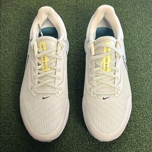Nike Air Zoom Infinity Tour NXT% Summit White/Citron Tint Spikeless Golf Shoes